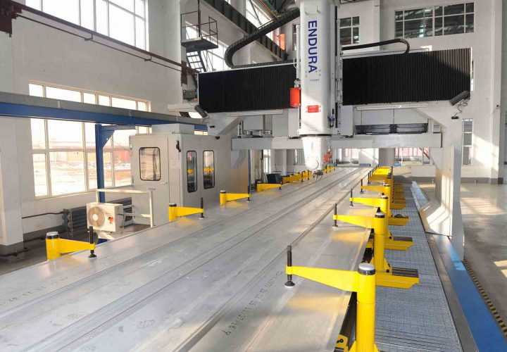 FOOKE 五轴高速龙门加工中心(ENDURA1000LINEAR)